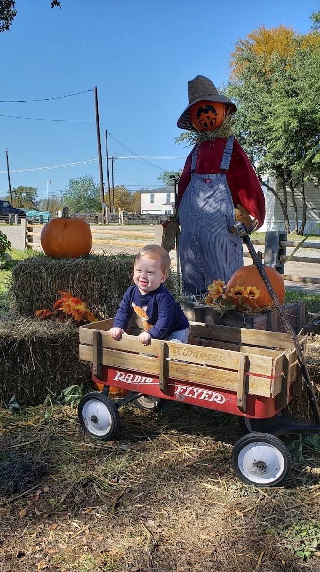 Fenced Kids Park — Eagle Resorts RV Park